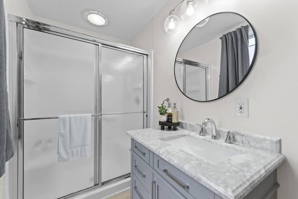 Charming Retreat In Cleveland Villa Екстериор снимка